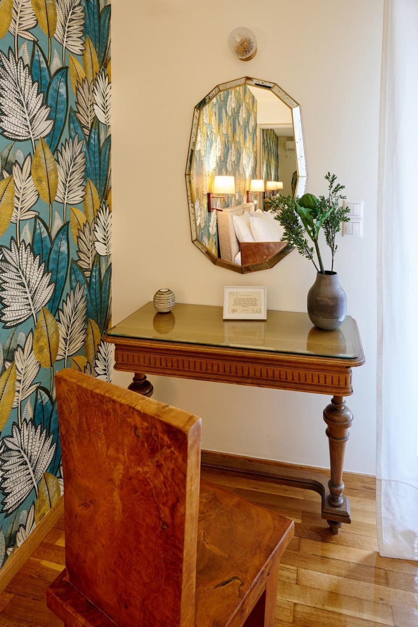 Rastoni Athens Suites Near Acropolis Ngoại thất bức ảnh