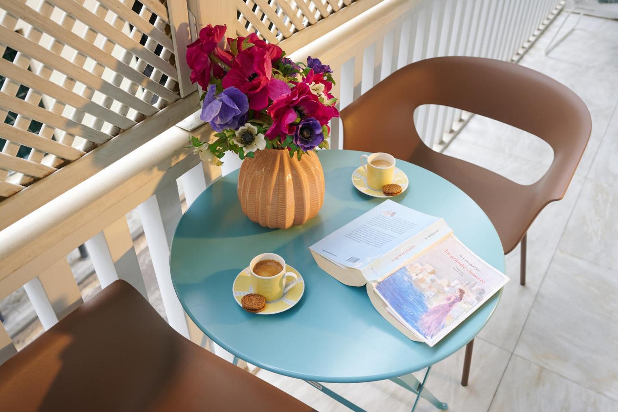 Rastoni Athens Suites Near Acropolis Ngoại thất bức ảnh