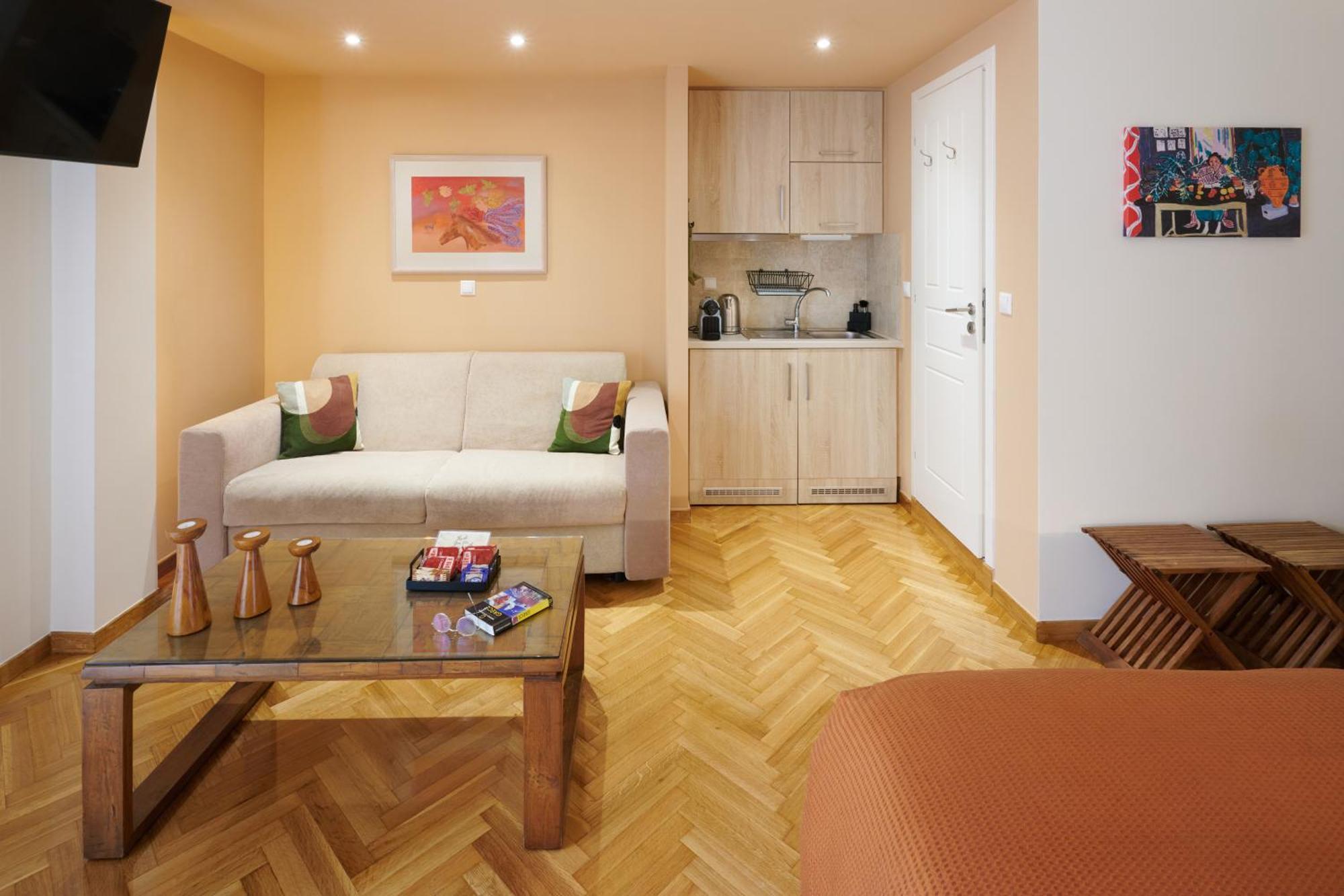 Rastoni Athens Suites Near Acropolis Ngoại thất bức ảnh