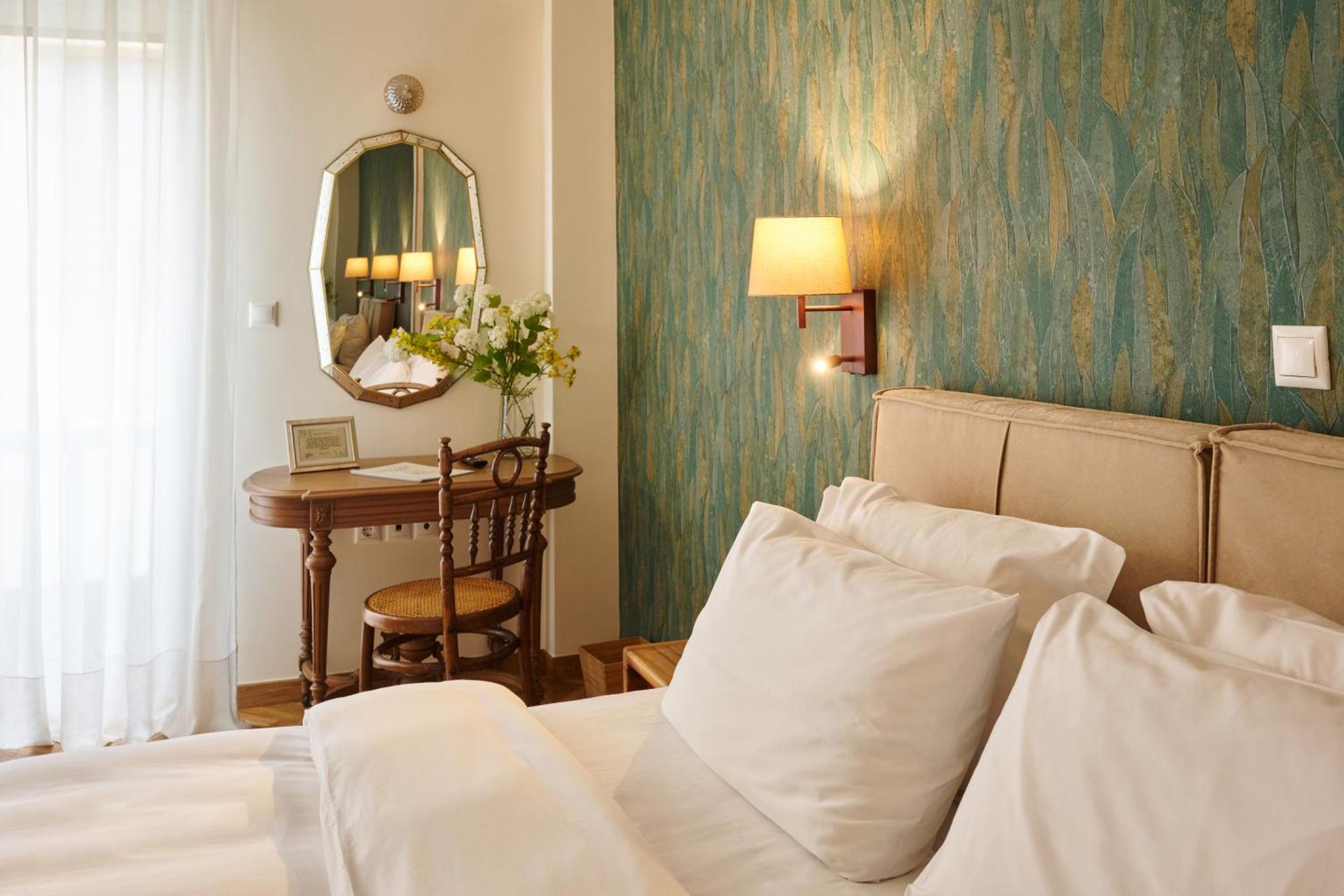 Rastoni Athens Suites Near Acropolis Ngoại thất bức ảnh