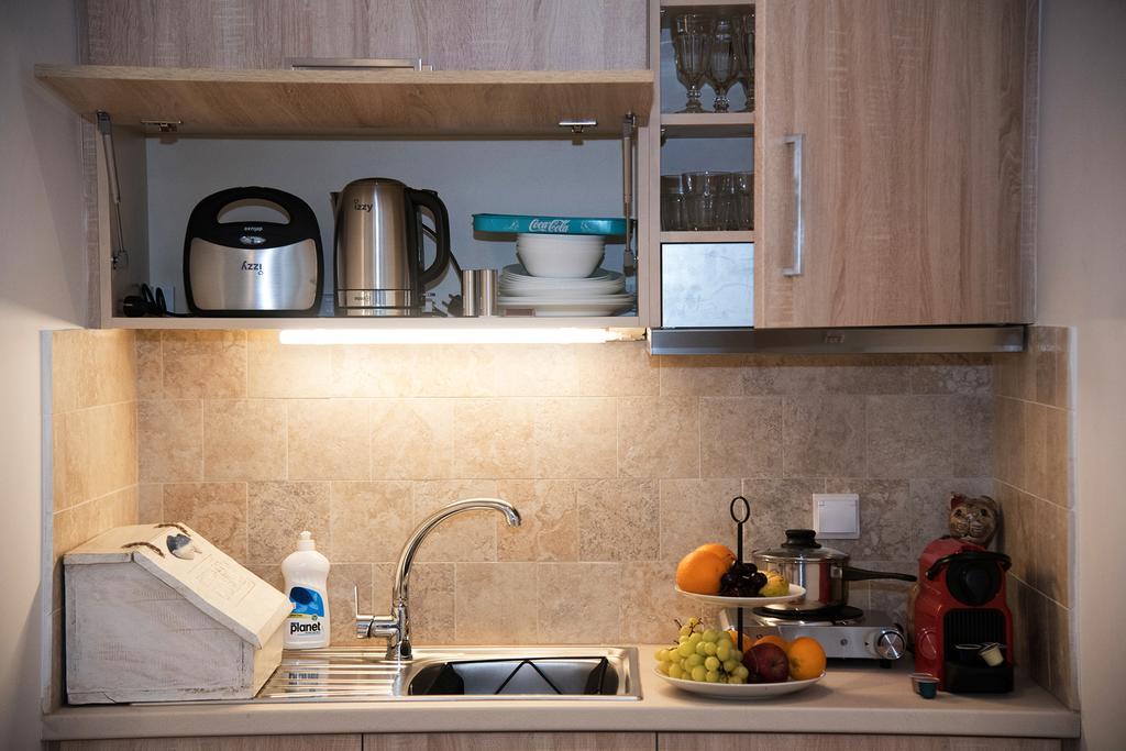 Rastoni Athens Suites Near Acropolis Ngoại thất bức ảnh